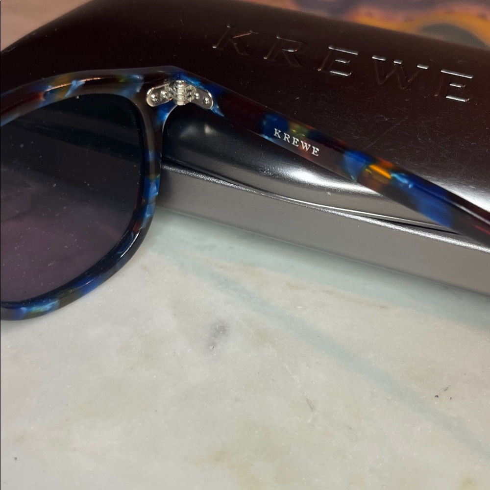 KREWE Franklin Blue Tortoise Sunglasses - Picture 2 of 4
